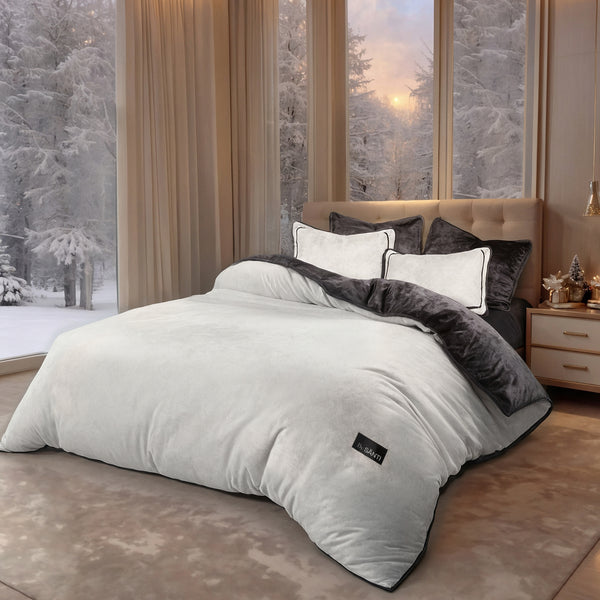 The Velós Lux Velvet Bedding Set