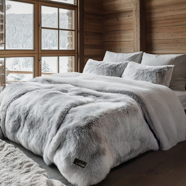 WÛLF Deluxe Bedding Set